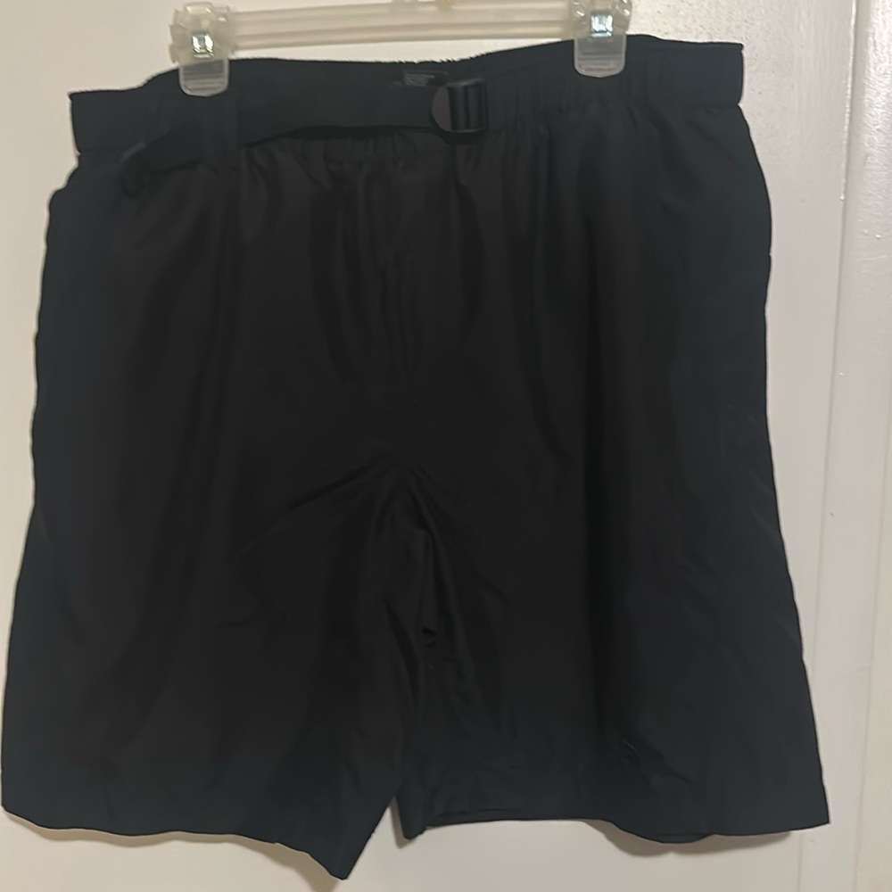 COPY - The north face  mens hiking shorts size large
